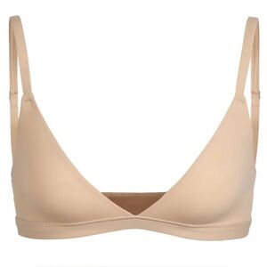 Fits Everybody TRIANGLE BRALETTE